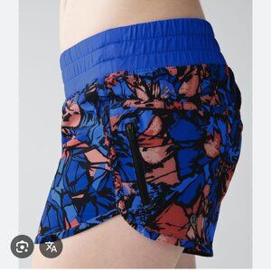 Lululemon Tracker Shorts Size 6
